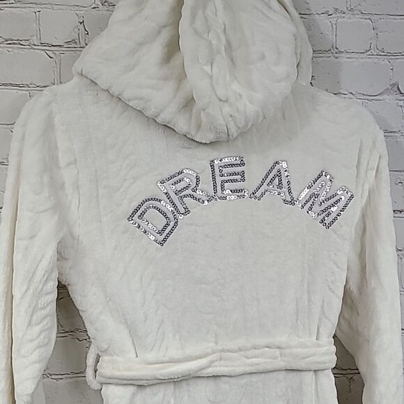 DREAM Ivory Sequin Fuzzy Robe Girls XL 14/16 Faux Fur Fleece Sleepwear Bathrobe - Picture 2 of 14